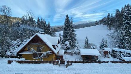 Domek nad górskim potokiem (u Doroty) (1)