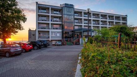 Hotel Wodnik - Twój Hotel z widokiem na morze (1)