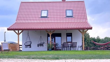 Domki nad jeziorem z banią i jacuzzi (1)