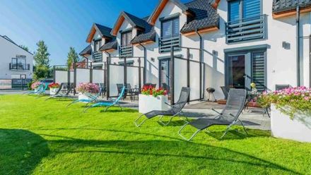 Domki Apartamentowe AURA (1)