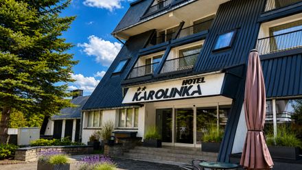 Hotel Karolinka (1)