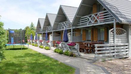 Domki letniskowe Pod Sosnami (1)