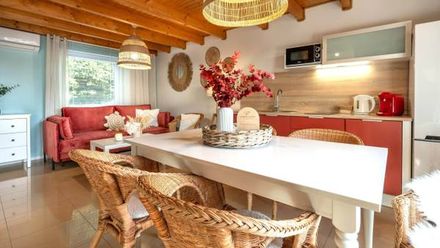 Domki Laura sauna i gorąca balia - OBIEKT CAŁOROCZNY (1)