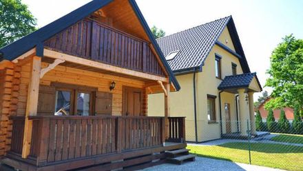 Domki z bali Pensjonat DeLuxe (1)