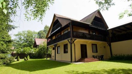 Pod Białym Niebem (1)