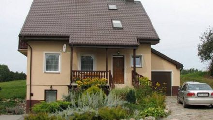 Dom Nad Jeziorem (1)