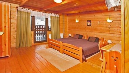 CHATA U NARCIARZA (1)