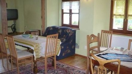 Dworek i pokoje gościnne Mały Dwór (1)