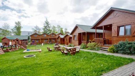 Ośrodek Wczasowy Czerwone Buki (1)