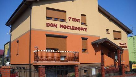 Dom Noclegowy 7 Dni (1)