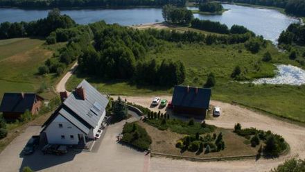 Domki oraz pokoje nad jeziorem Boksze na Suwalszczyźnie (1)