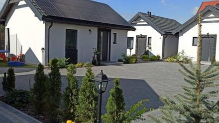 Domki pod katalpami Mikołajki (1)