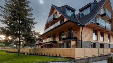 Tatra Square Apartments (1)