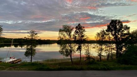 Dom w Kretowinach nad jeziorem Narie (1)