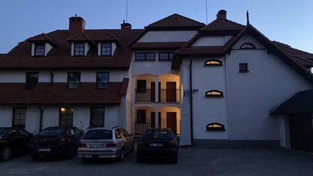 Dwupoziomowy Apartament w centrum z aneksem kuchennym (1)