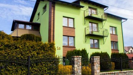 Pokoje i domki Beti (1)