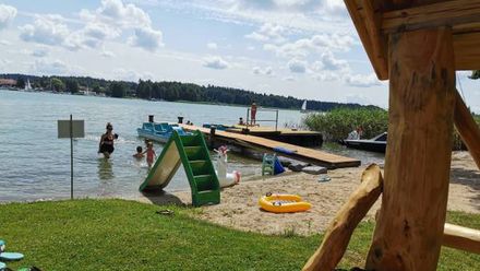Domki letniskowe z basenem i dostępem do prywatnej plaży (1)