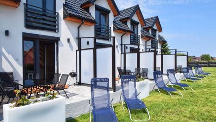Domki Apartamentowe AURA (1)