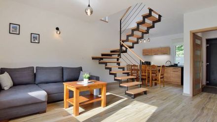 Domek nad potokiem (1)