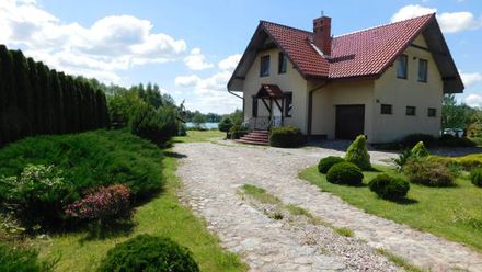 Całoroczny domek nad jeziorem U Kamili na Mazurach (1)