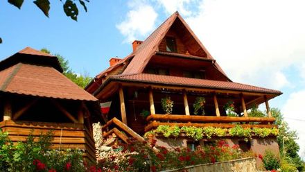 Gościniec pod Jaskiniami (1)