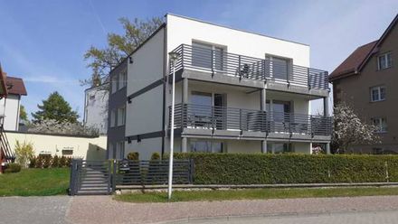 Dom Wczasowy Dana (1)