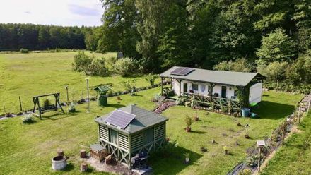 Domek pod lasem u Alicji (1)