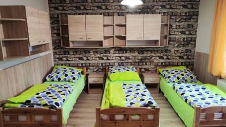 As wynajem pokoi i kwater od 20zł/doba (1)