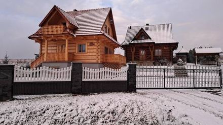 Domki na Wzgórzu (1)