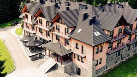 Hotel i Restauracja Salamandra (1)