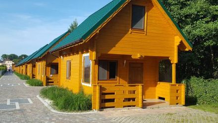 Domki, Pokoje Gościnne i Restauracja Włóczęga (1)