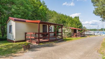 Agroturystyka i Port Jachtowy Wieczorek (1)