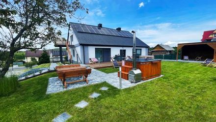 Obrocz67- Nowoczesny Dom 160m, balia, plac zabaw, altana, Roztocze (1)