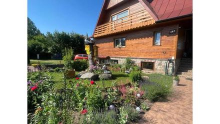 Dom nad Jeziorem (1)