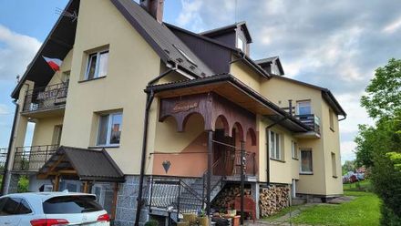 Malownicze Bieszczady - pokoje gościnne (1)