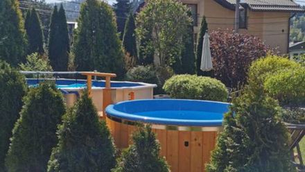 Wieczorek Pokoje Gościnne Całoroczne jacuzzi ogrodowe (1)