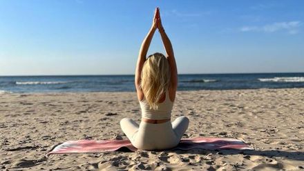 YOGA MARE HOLIDAY (1)