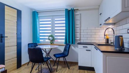 DOMKI - POKOJE - CAMPING 'KOTWICA' (1)