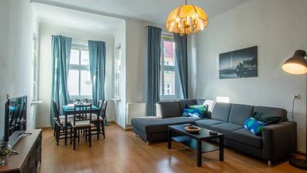 Apartament Trzypokojowy z Balkonem (1)