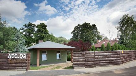 Zielony Dom - Pokoje Gościnne Nad Rzeczką (1)