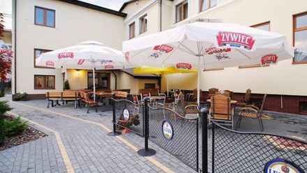 Pensjonat i Restauracja Nad Złotą Nitką (1)