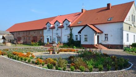 Folwark Mila (1)