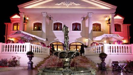 Hotel Akropol - Grupy i Wycieczki (1)