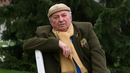 "Entliczek - pentliczek. Co zrobi Piechniczek" - dopasuj fragment piosenki sportowej do jej autora!