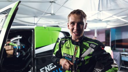 Goczał nadal w czołowej dziesiątce Dakaru