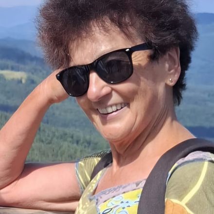 Nie dla niej "babciowanie". 69-latkę ciężko zastać w domu