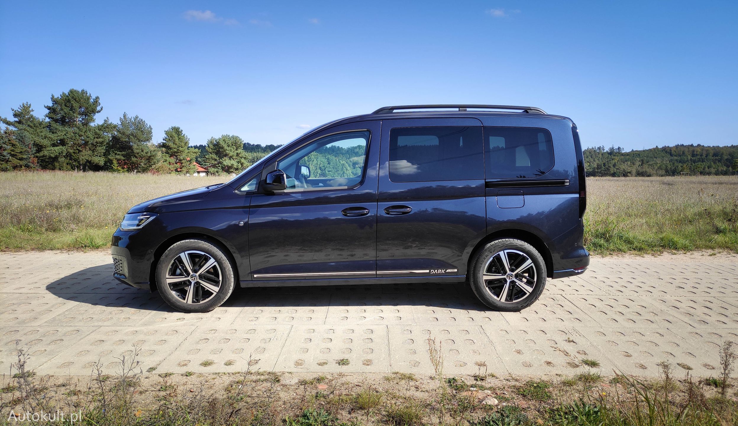 Test Volkswagen Caddy Dark Label 2.0 TDI kombivan na bogato