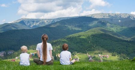 Nieoczywiste miejsca na koniec wakacji w Polsce. Gdzie się wybrać?
