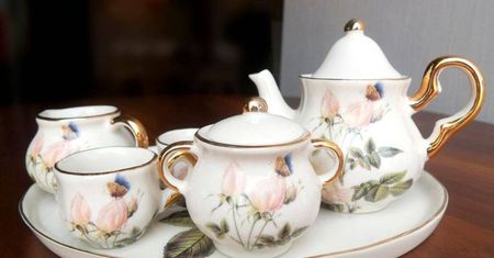 Gabinet porcelanowy na Wawelu. Ciekawa atrakcja dla turystów w Krakowie