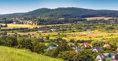 Góry Świętokrzyskie na jesień. Dlaczego warto odwiedzić ten region?